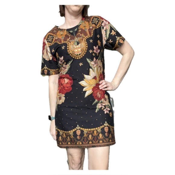 FARM Rio Dresses & Skirts - Farm Rio Floral Tropical Short Sleeve T-Shirt Mini Dress Black Medium